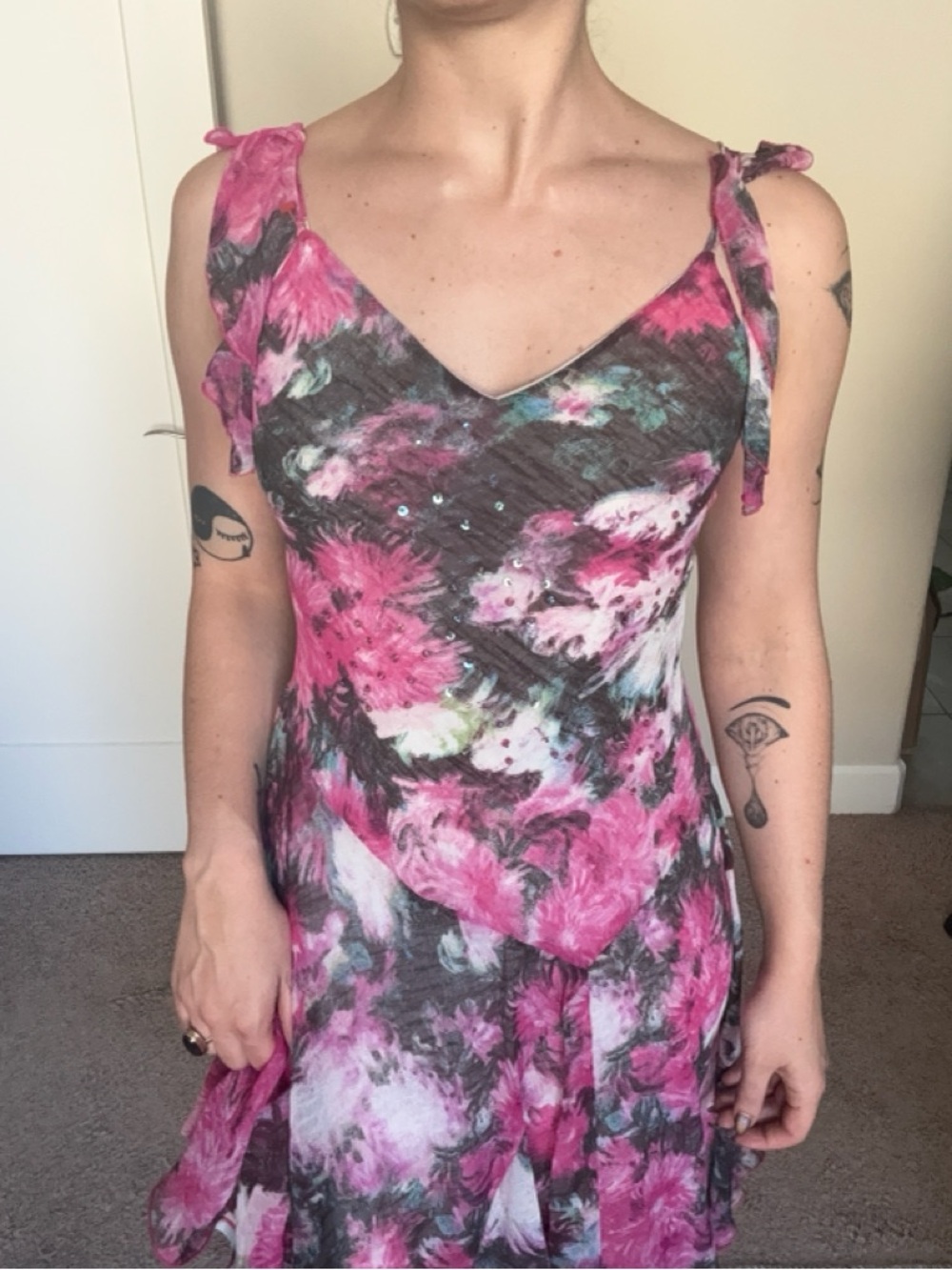 💓SOLD💓 Gorgeous 100% Silk Vintage Asymmetrical Bias Cut floral beaded dress - Picture 10 of 14